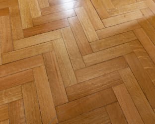 PARKET VLOEREN - visgraat parket Parket vloer in Neede